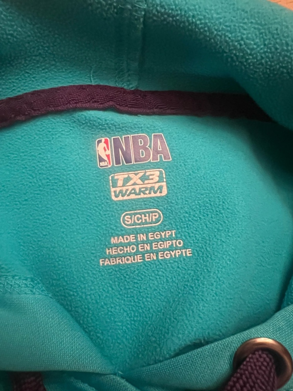 ๐ Charlotte Hornets NBA TX3 Warm Hoodie - Small - Picture 5 of 5